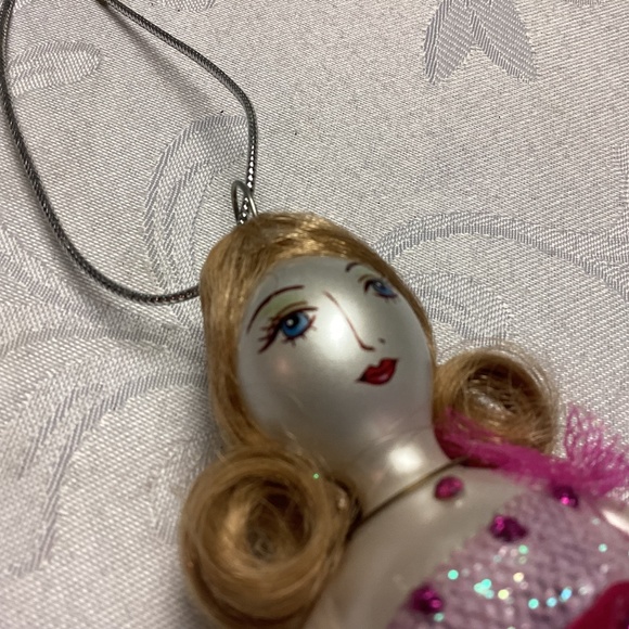 DOLLS OF ELEGANCE. HANGING ORNAMENT - Picture 5 of 6